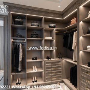 Traditional Bedroom Wardrobe with Decorative Style No-5285