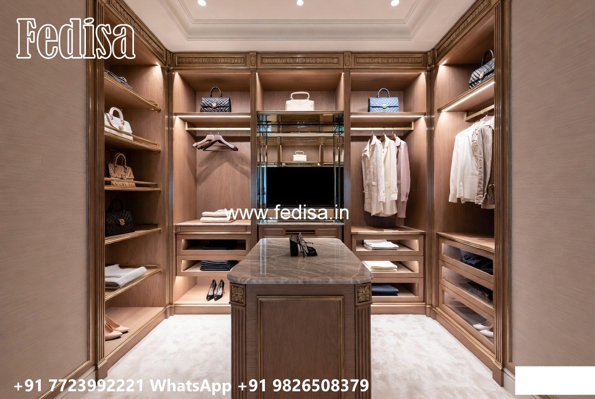 Luxury Classic Wardrobe with Beautiful Details No-5286