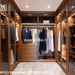 Classic Wardrobe Design with Rich Wooden Appeal No-5378