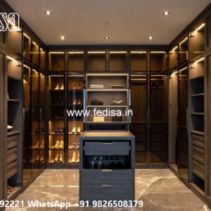 Luxury Classic Closet with Rich Wooden Texture No-5389