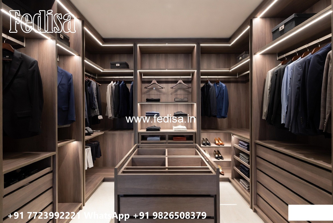 Stylish Wardrobe Design for Spacious Bedrooms No-5568