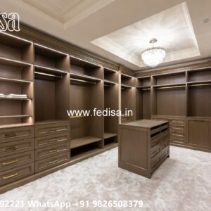Stylish Wardrobe Design with Decorative Finish No-5584