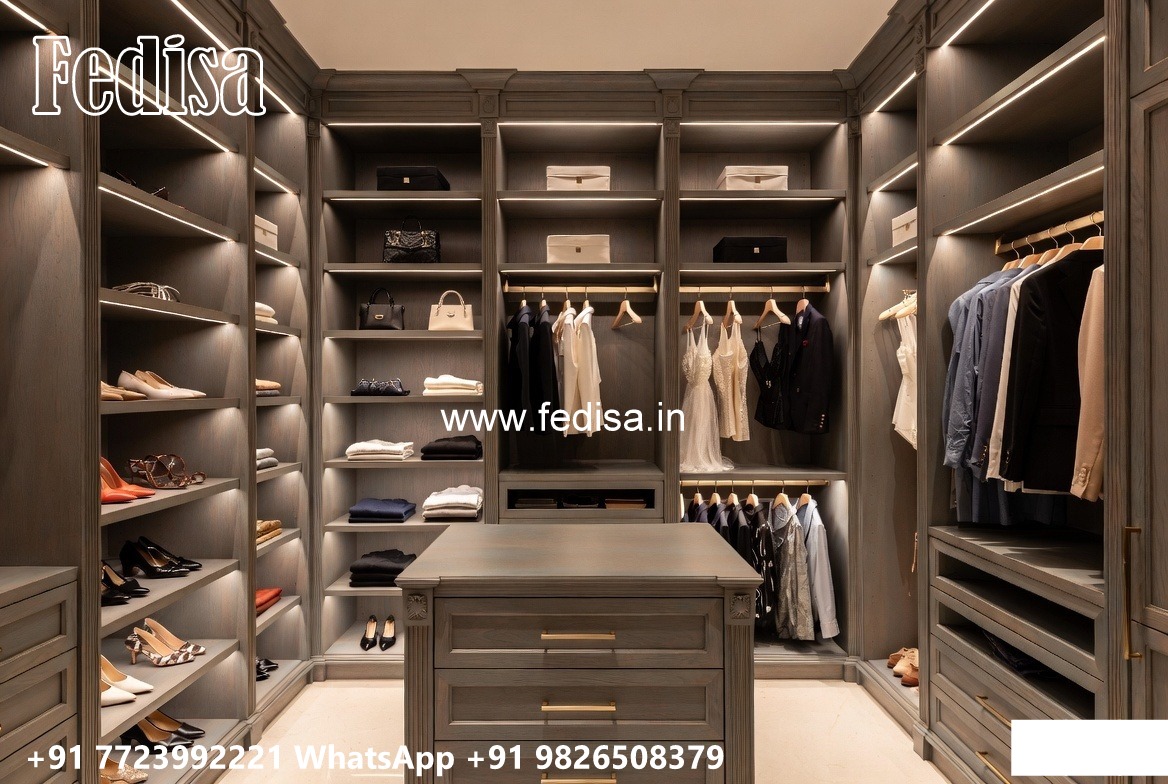 Minimal Closet Decor No-5793
