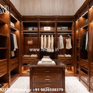 Classic Closet Design with Rich Wooden Finish No-6136
