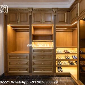 Royal Wardrobe Design with Rich Carvings No-6241