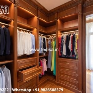 Elegant Luxury Closet with Wooden Elegance No-6252