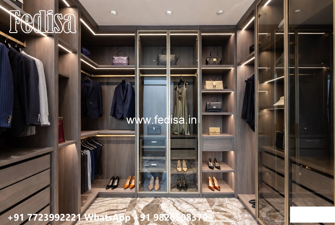 Traditional Closet Design with Timeless Appeal No-6261
