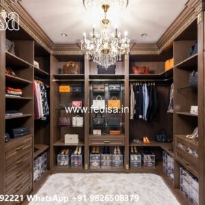 Royal Luxury Closet with Decorative Elegance No-6269