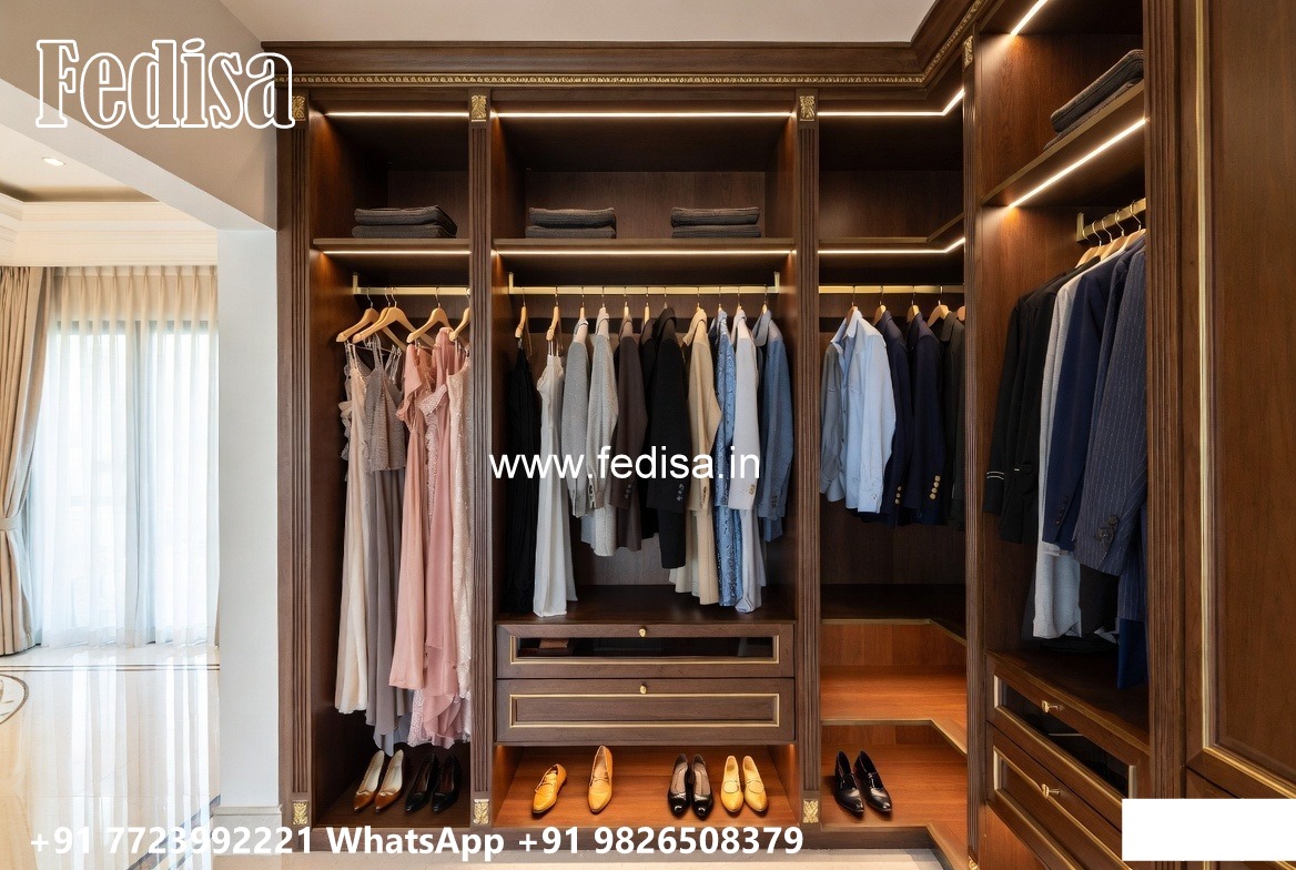 Luxury Wardrobe Design with Sophisticated Decor No-6526