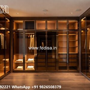Beautiful Wooden Closets No-6701