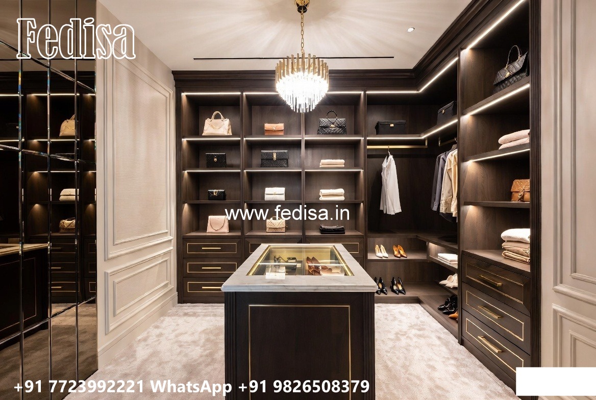 Classic Wardrobe Design with Gold Accents No-6929