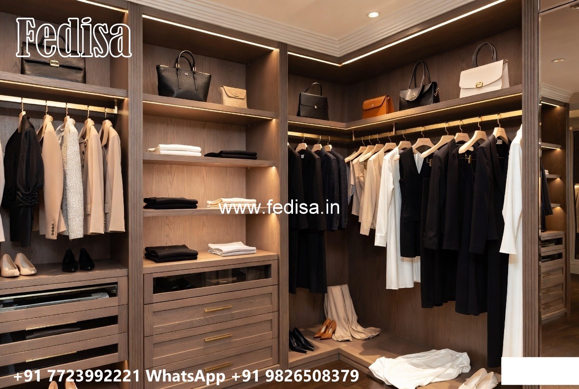 Traditional Wardrobe Design for Stylish Homes No-6995