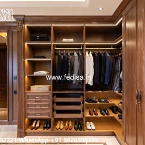 Luxury Closet Design with Vintage Charm No-7033