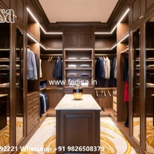 Traditional Wardrobe Design with Artistic Details No-7046