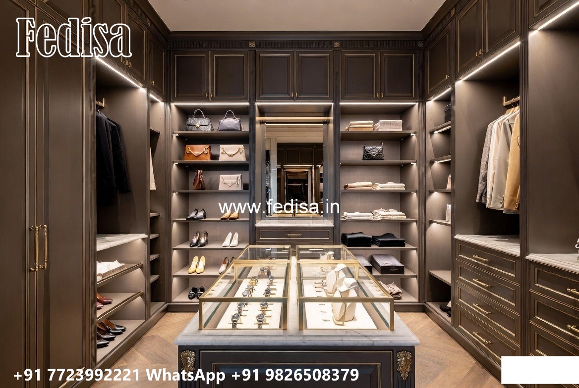 Elegant Bedroom Closet with Wooden Beauty No-7055
