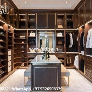 Royal Bedroom Closet with Rich Wood Beauty No-7118