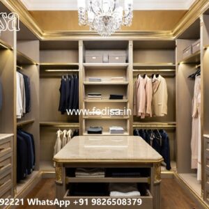 Timeless Wooden Closet with Rich Texture No-7157