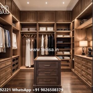 Traditional Wardrobe Design with Elegant Craftsmanship No-7188