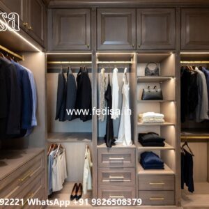 Beautiful Wardrobe Design with Contemporary Finish No-7486