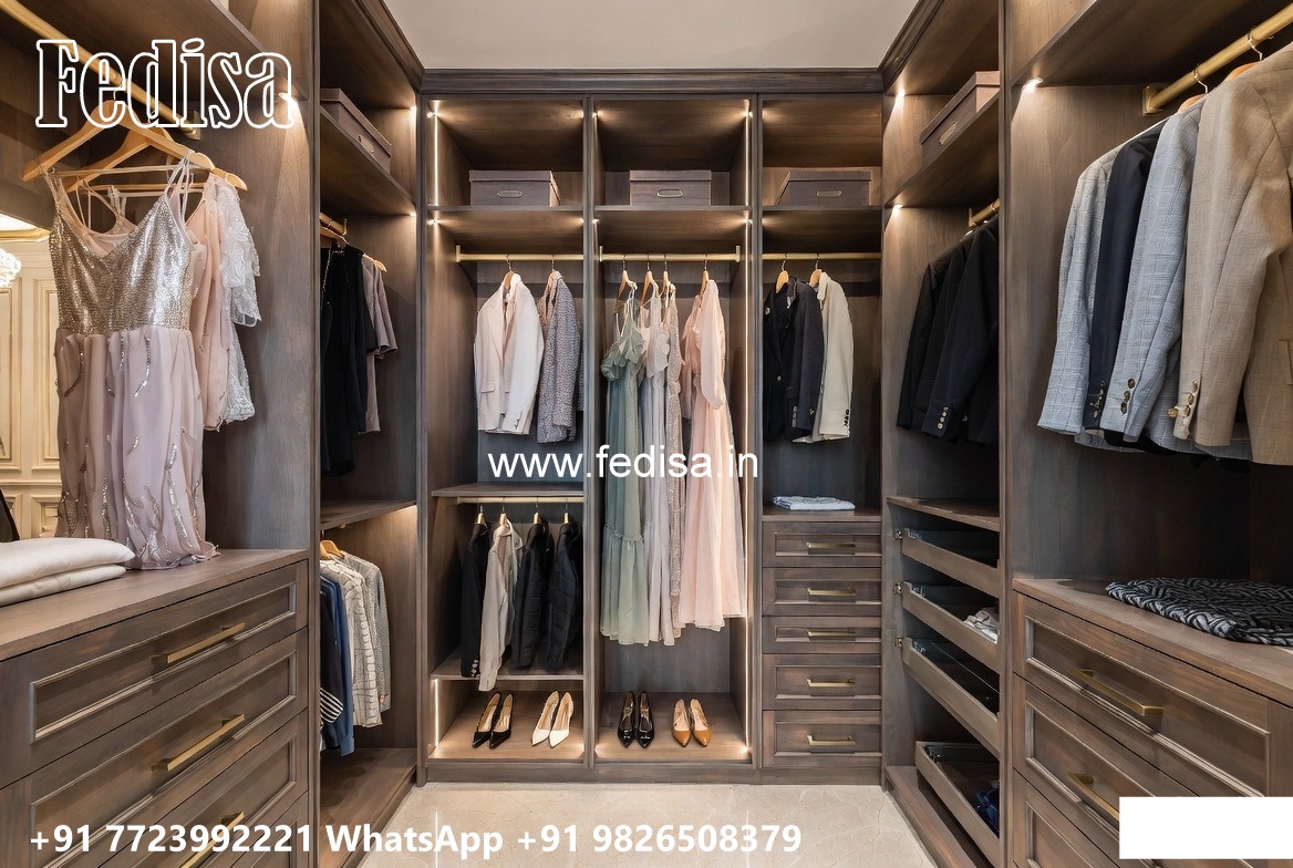 Wooden Wardrobe Design with Classic Elegance No-7841