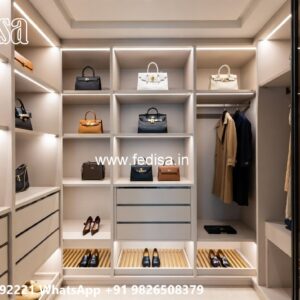 Antique Wooden Wardrobe Design for Homes No-7848