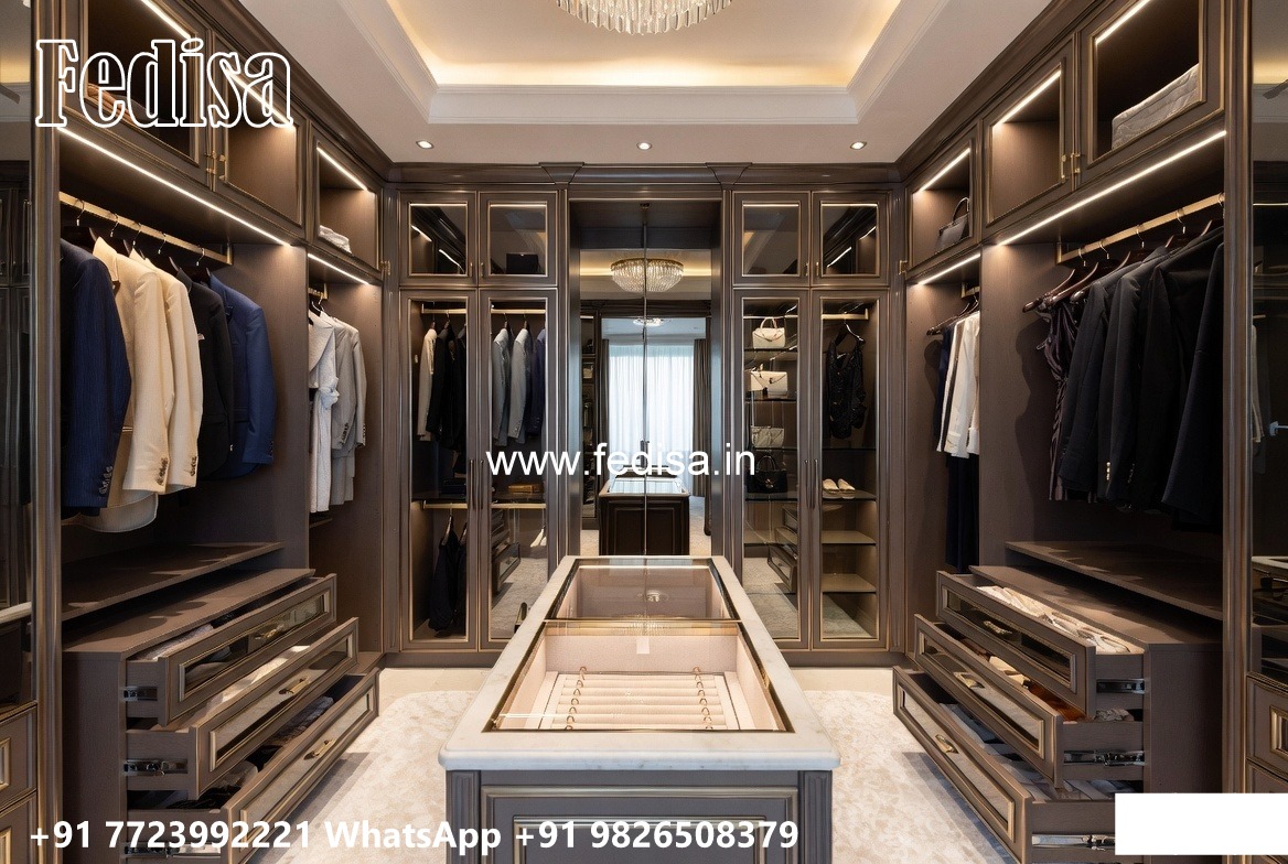 Classic Wardrobe Design with Beautiful Carvings No-7867