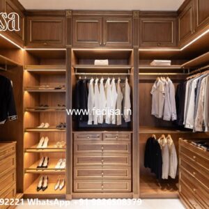 Classic Closet Design with Decorative Mirrors No-7876