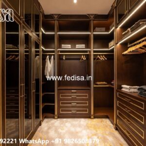 Traditional Wooden Wardrobe with Luxury Finish No-7881