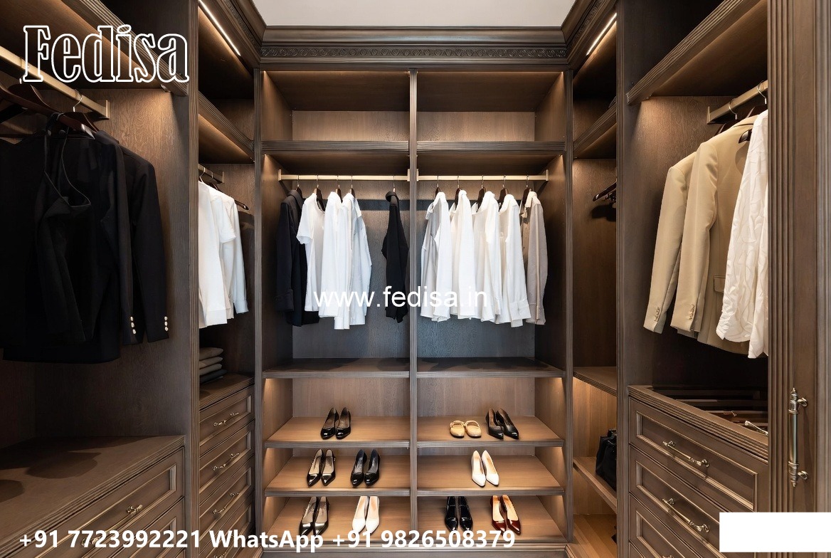 Classic Wooden Wardrobe with Elegant Decor No-7923