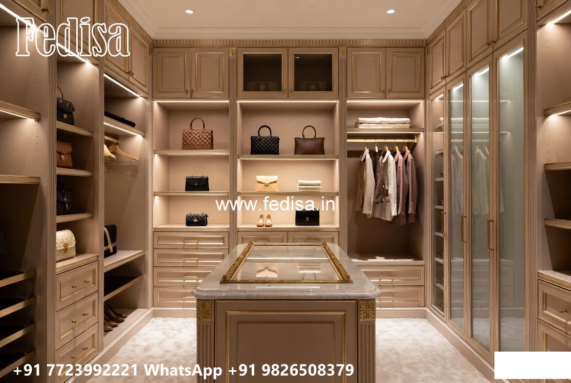 Traditional Wooden Wardrobe with Elegant Touch No-7931