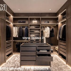 Luxury Closet Design with Vintage Charm No-7932