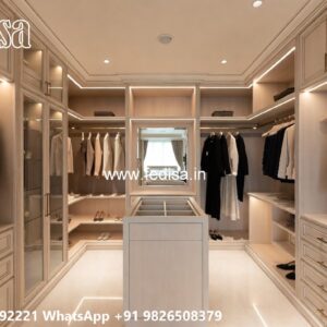 Antique Closet Design with Wooden Craftsmanship No-8010