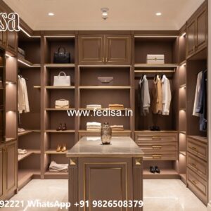 Royal Luxury Closet with Decorative Elegance No-8067