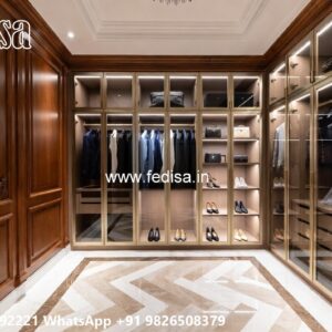 Antique Closet Design with Wooden Beauty No-8784