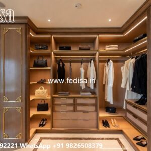 Luxury Classic Closet for Spacious Homes No-8849