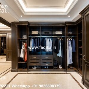 Traditional Wardrobe Design with Rich Craftsmanship No-8887