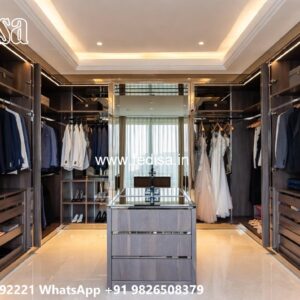 Royal Bedroom Closet with Rich Wood Beauty No-8916