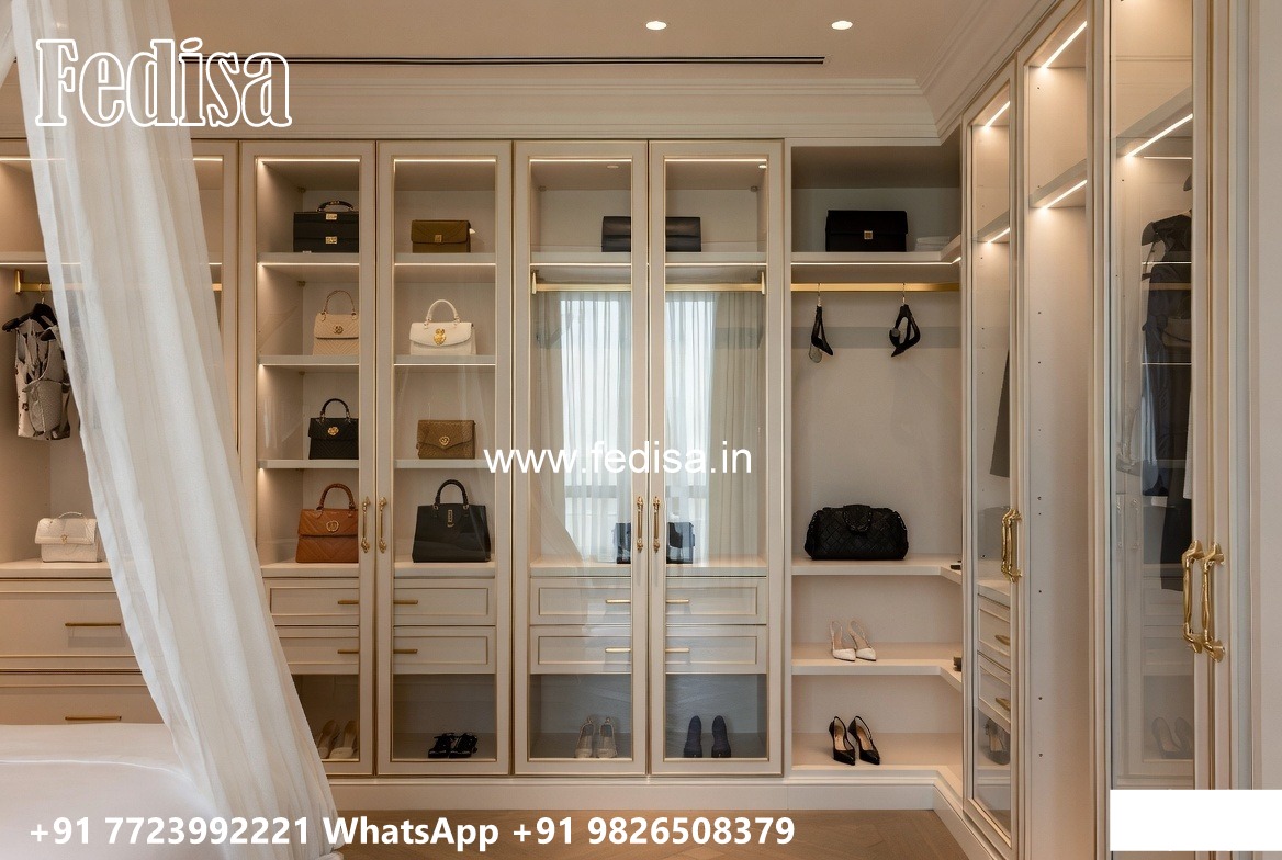 Antique Wooden Wardrobe with Elegant Finish No-8960