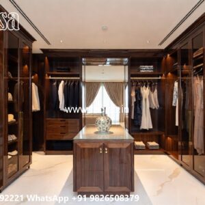 Timeless Bedroom Closet with Royal Charm No-8979