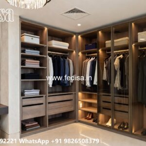 Elegant Bedroom Wardrobe with Decorative Finish No-8982