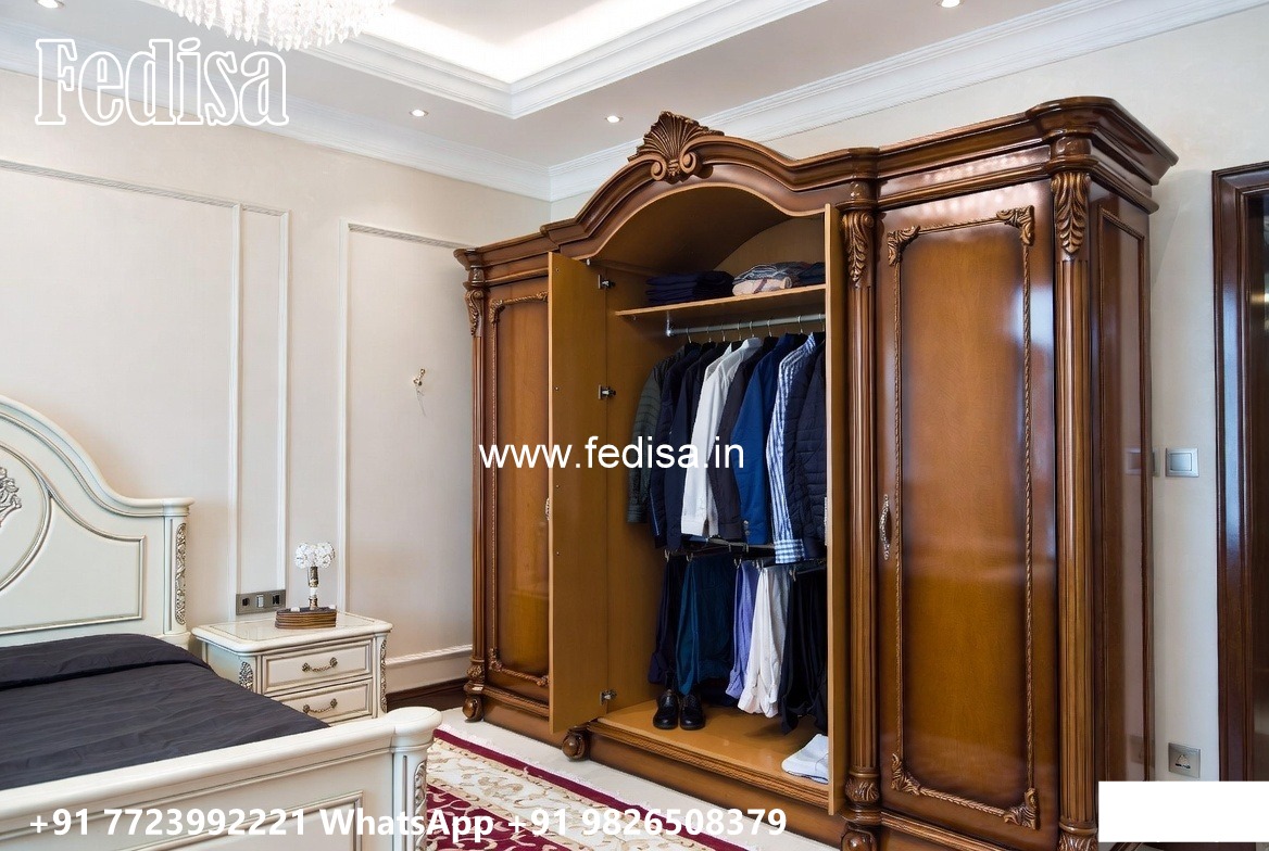 Traditional Wardrobe Design with Elegant Craftsmanship No-8986