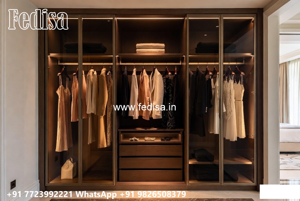 Modern Wardrobe Design with Rich Finishes No-9081
