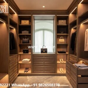Traditional Wooden Wardrobe with Luxury Finish No-9679