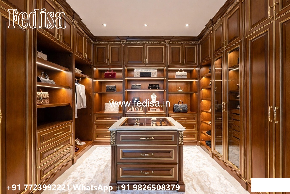 Traditional Wooden Wardrobe with Elegant Touch No-9729