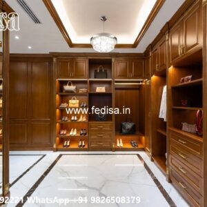 Elegant Bedroom Closet with Wooden Beauty No-9752