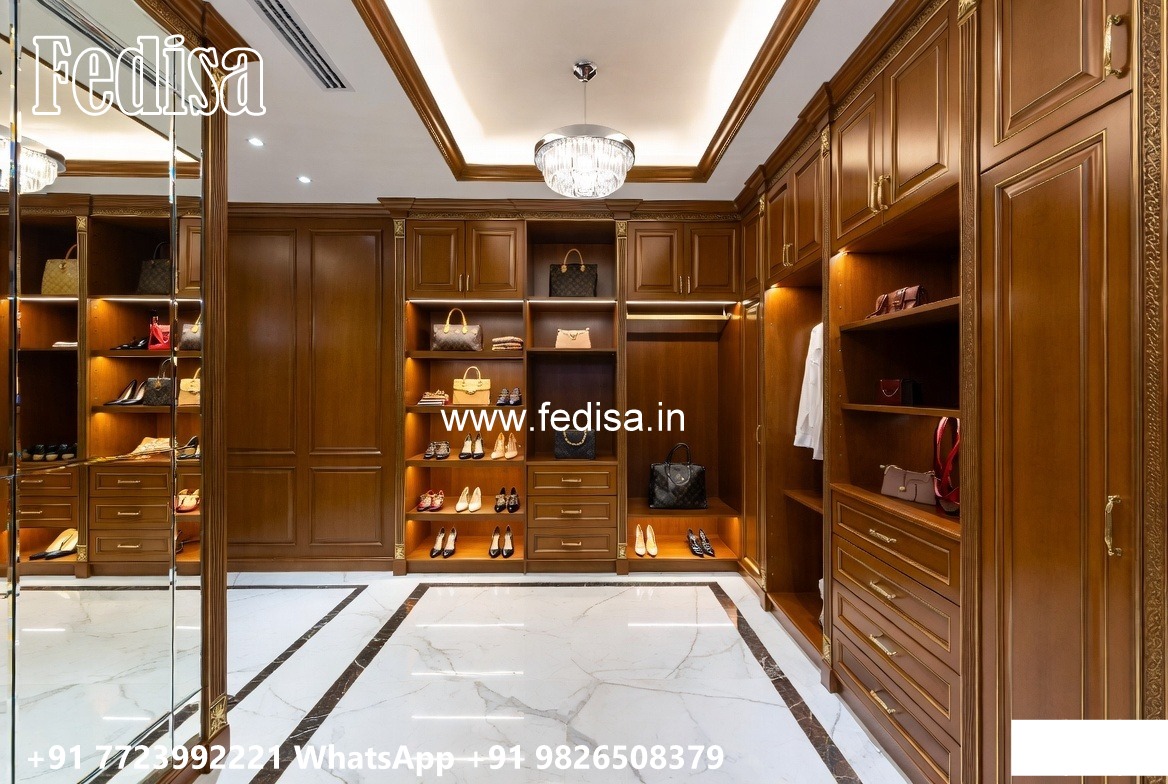 Elegant Bedroom Closet with Wooden Beauty No-9752