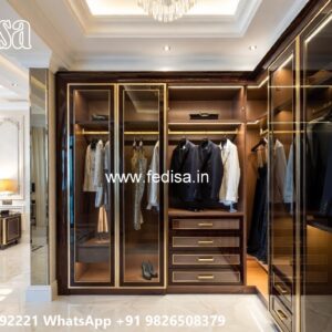 Traditional Wardrobe Design with Decorative Doors No-9761