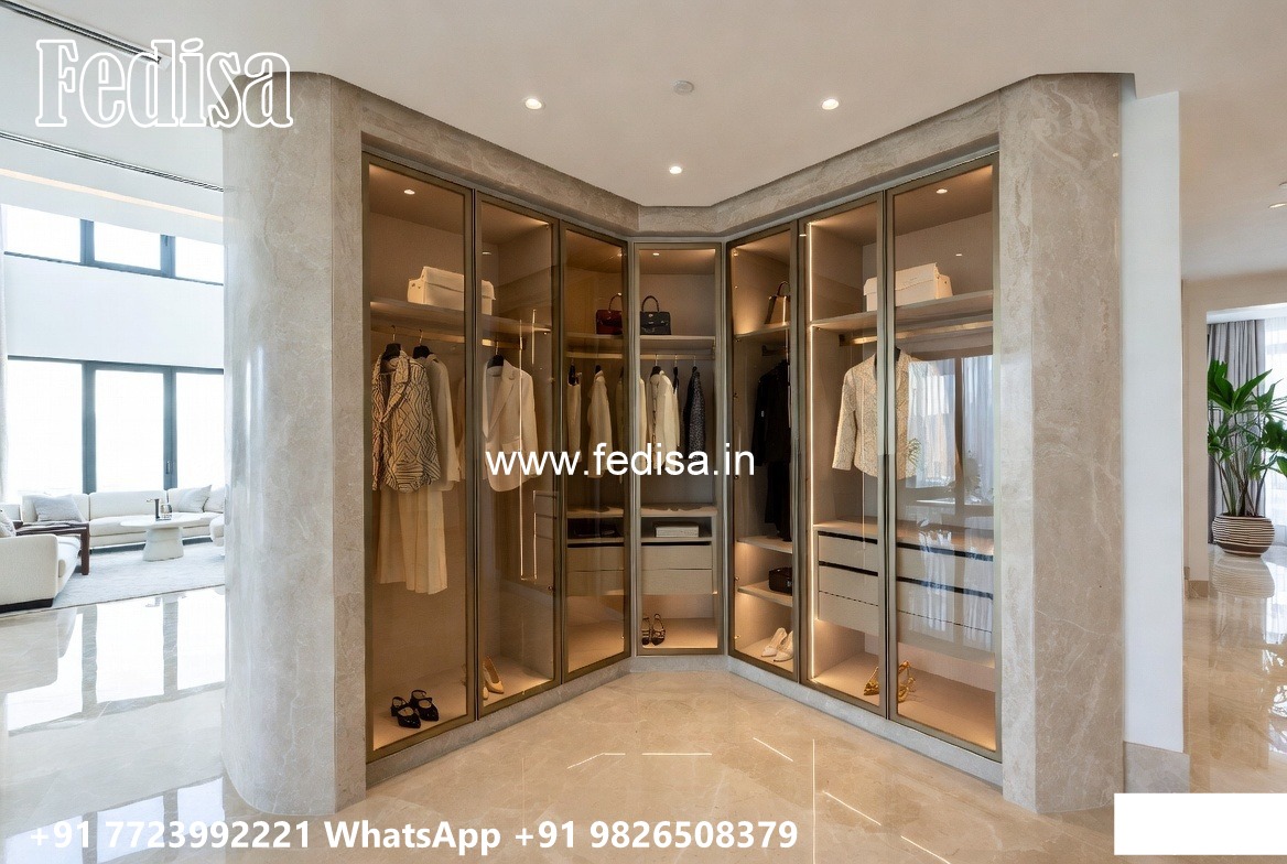 Elegant Wardrobe Design with Antique Inspiration No-9782