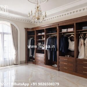 Traditional Bedroom Closet with Luxury Finish No-9827