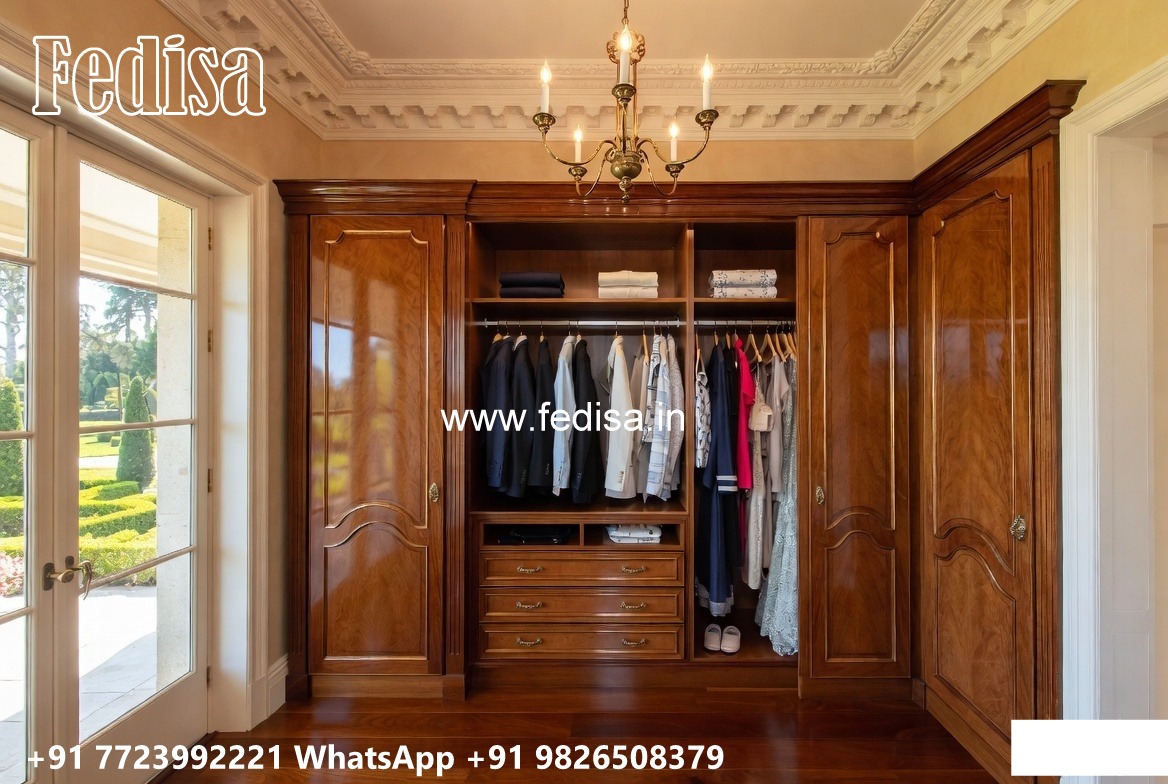 Elegant Master Bedroom Wardrobe Design No-10522